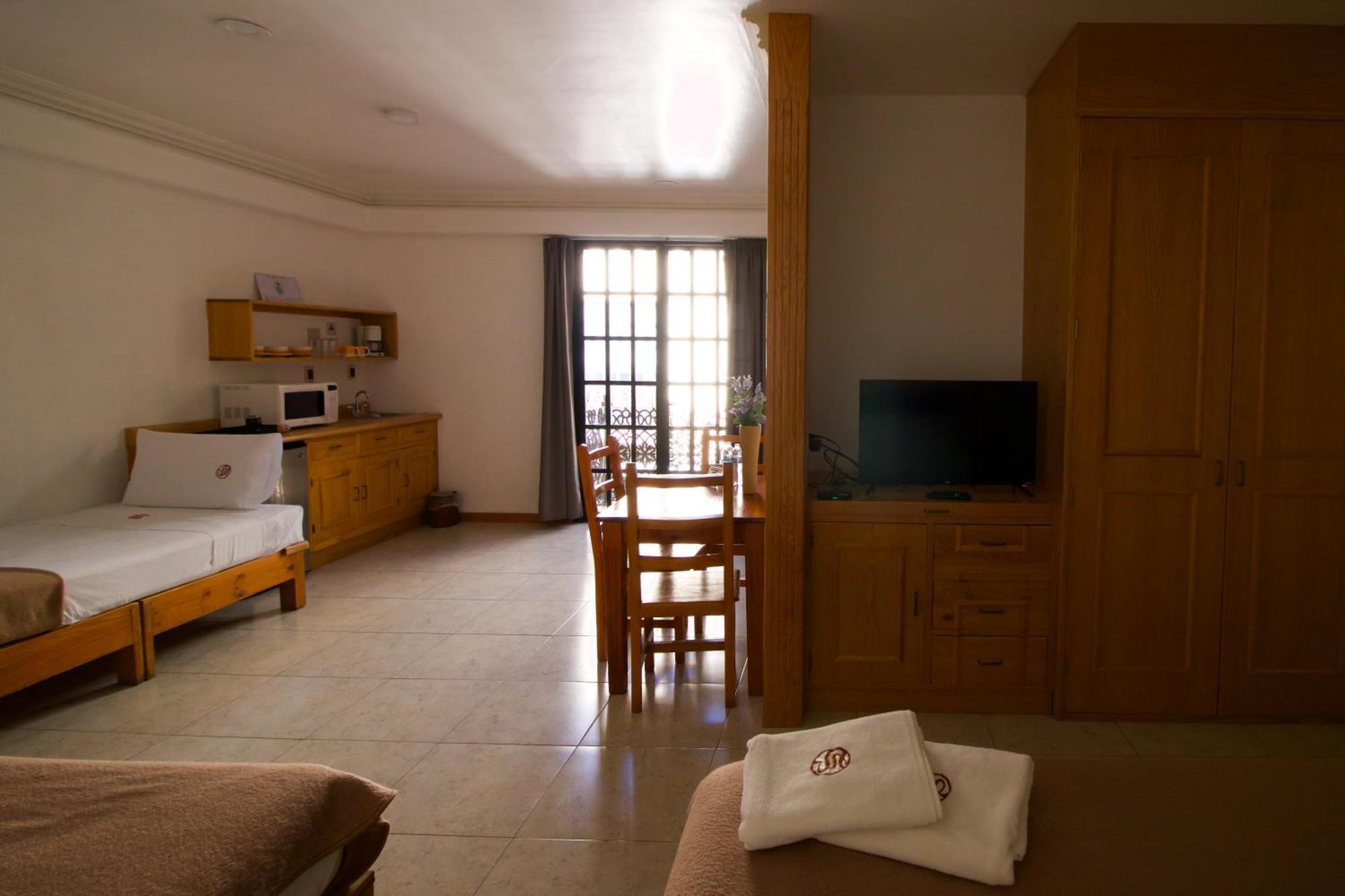 Suites Sevilla Puebla Exterior photo