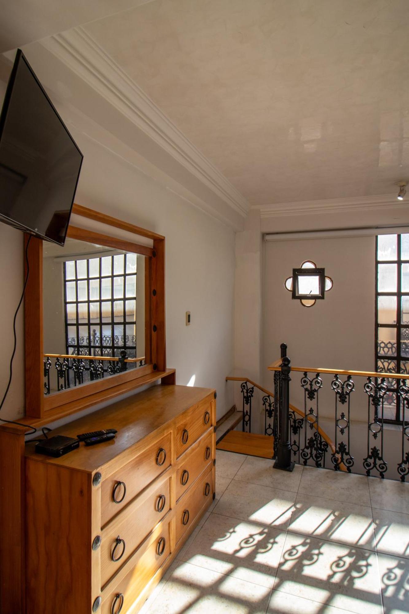 Suites Sevilla Puebla Exterior photo